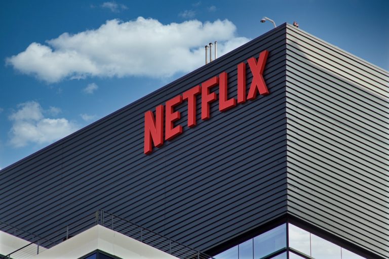 Netflix’s-Gaming-Push-Hits-a-Snag-with-Studio-Closure