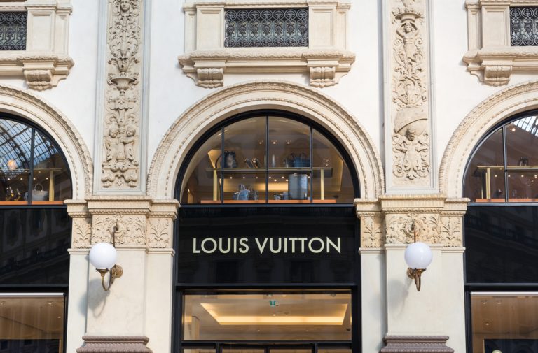 lvmh-backed-group-buys-20%-stake-in-flexjet