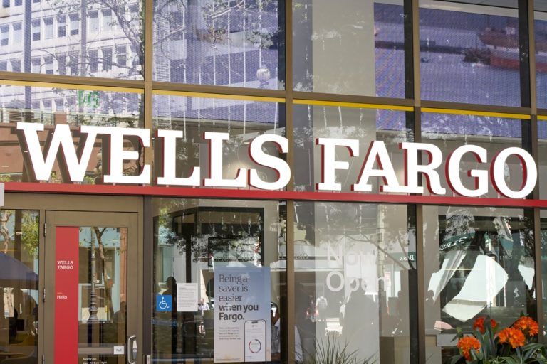 wells-fargo-halts-china-travel-after-executive-exit-ban