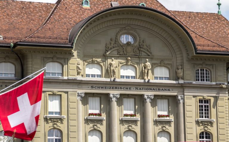 swiss-stocks-fall-as-trump-hits-exports-with-39%-tariff
