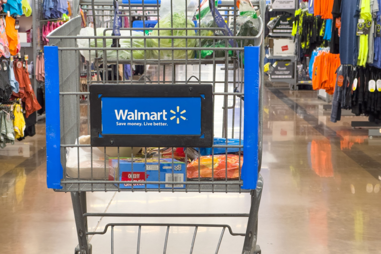 walmart-faces-tariff-pressure-amid-price-shifts