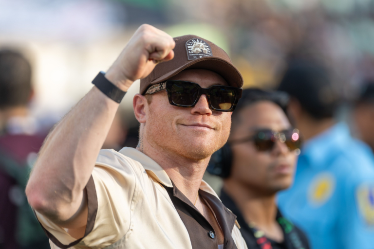 canelo-and-crawford-set-for-historic-vegas-clash
