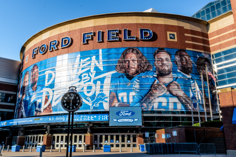 lions-rushing-duo-makes-monday-night-history