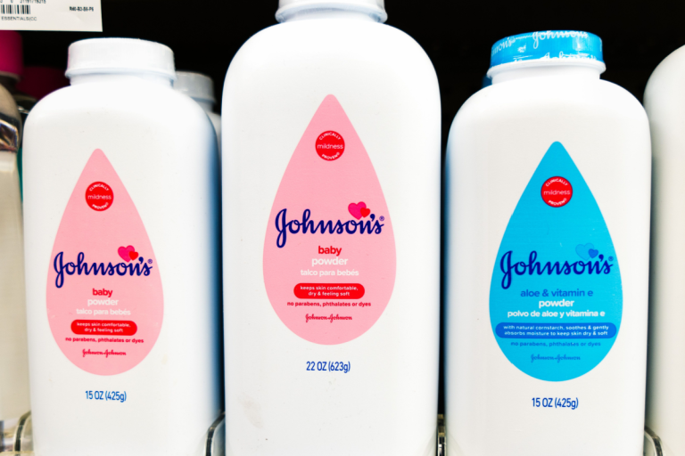 johnson-&-johnson-faces-uk-lawsuit-over-asbestos-in-baby-powder