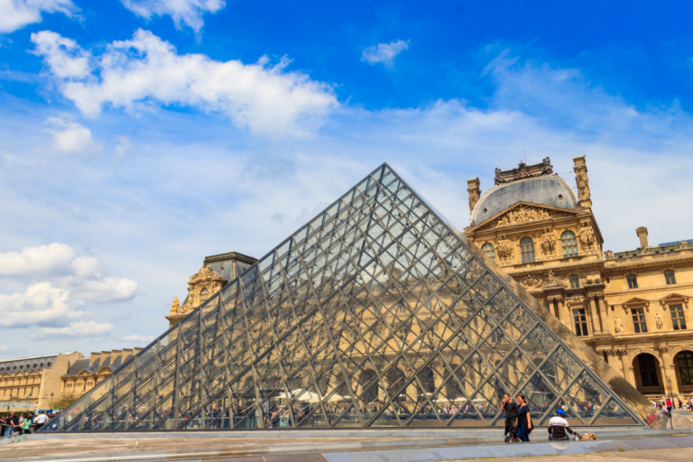 two-suspects-admit-to-$102-million-louvre-jewel-heist