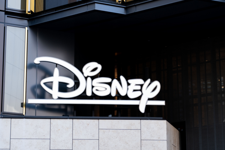 disney-invests-$1b-in-openai-and-licenses-characters-to-sora
