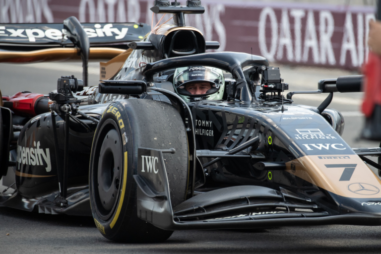 formula-1-and-apple-expand-partnership-for-us-growth